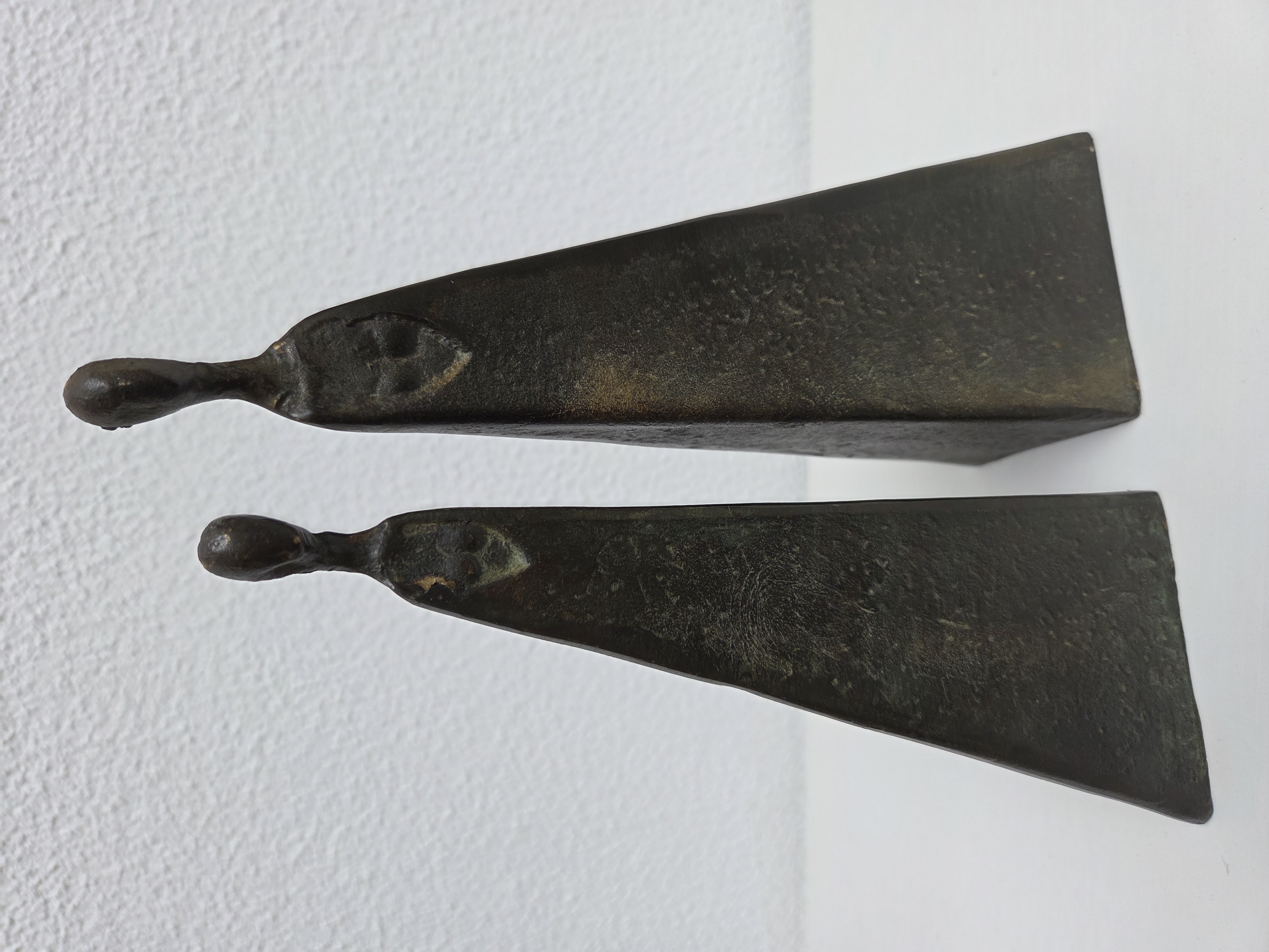 AcheterSydney Kumalo - 2 bronzen sculpturen van een vrouw? Enchérissez de 200!