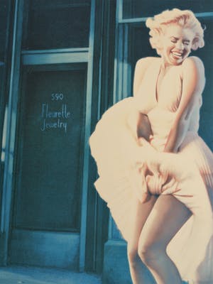 Curiosa - Marilyn Monroe met verlichting , Boulevard of Broken Dreams – Jaren ‘80 kopen? Bied vanaf 1!