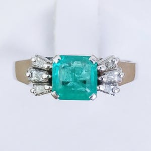 Platinum - Ring - 0.92 ct Emerald - Diamond kopen? Bied vanaf 550!