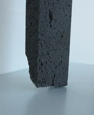 Franz Josef Vanck - Wandobject (brons), Figuur met speer kopen? Bied vanaf 500!