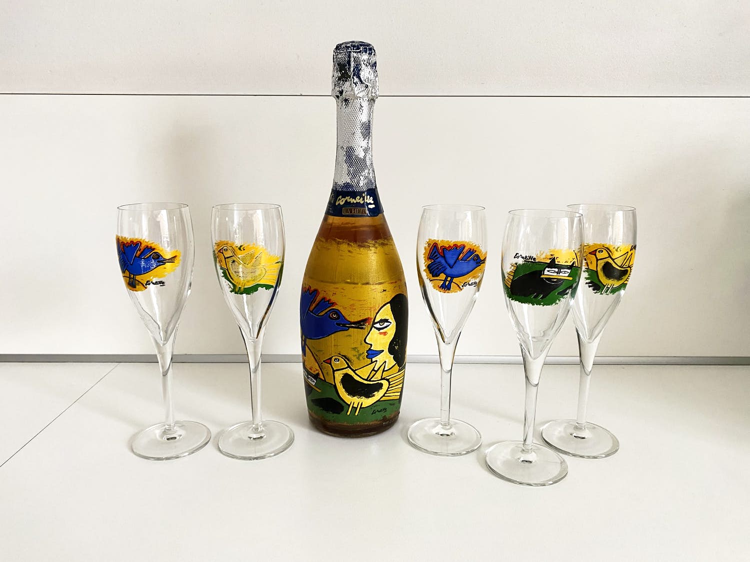 Corneille - Glaswerk | 5 Champagne flutes & fles wijn met Corneille decoratie kopen? Bied vanaf 10!