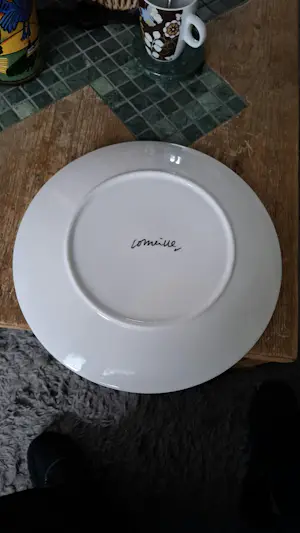 Corneille - Bord 30 cm kopen? Bied vanaf 35!