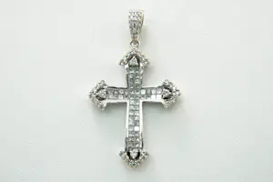 25 -18Krt wit-goud & ca.1.50ct princess en briljanten diamanten kruis hanger kaufen? Bieten Sie von 850!