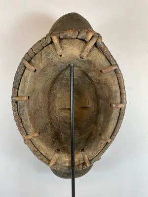 Punu - 220602 - Tribal used African female mask from the Punu - Gabon. kopen? Bied vanaf 45!