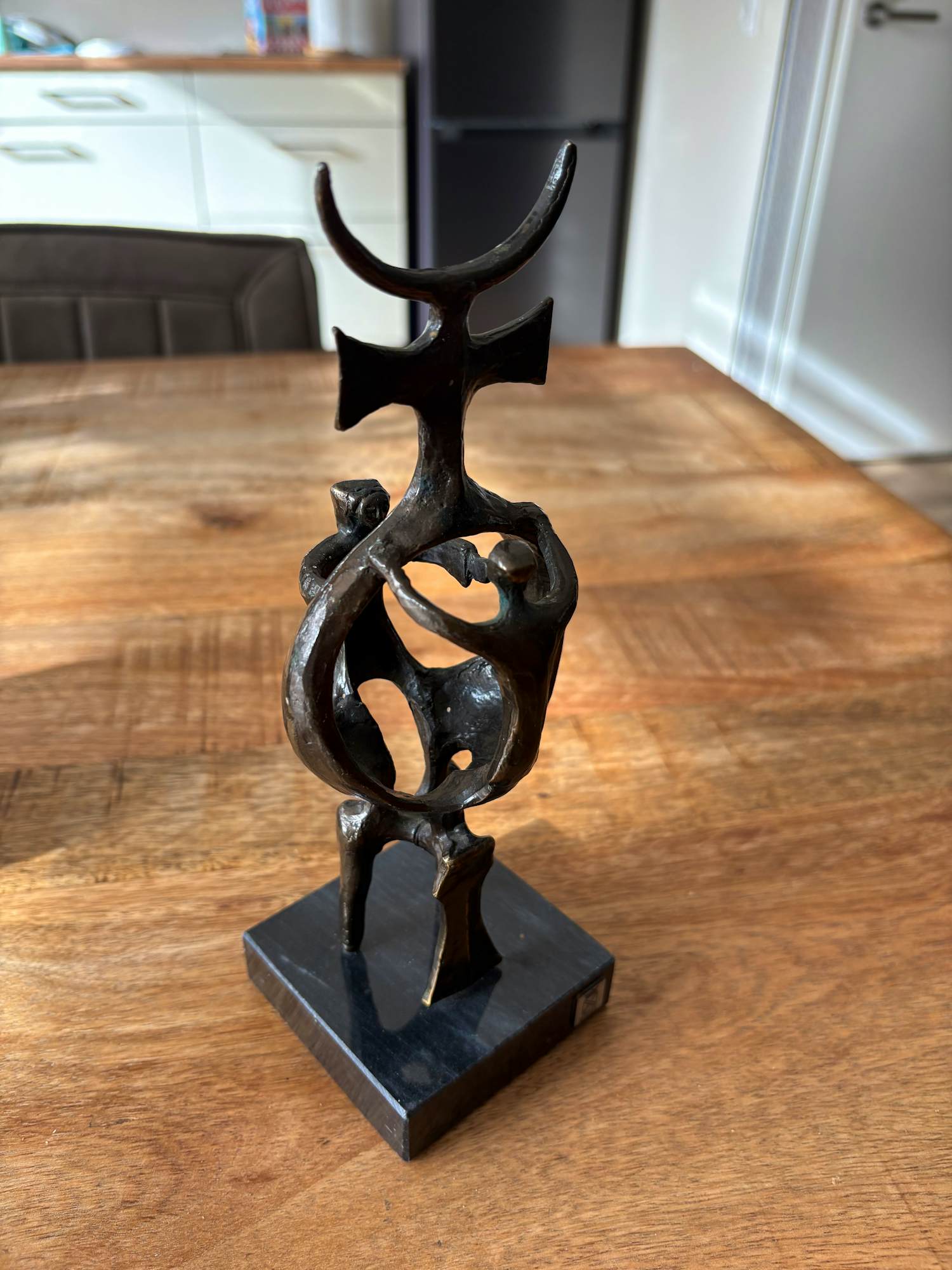 Joep Coppens - Brons kunstwerk van Joep Coppens. Getiteld Samen kopen? Bied vanaf 150!