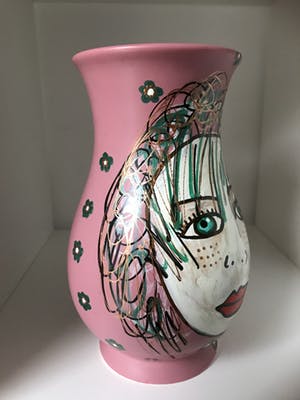 Marianne Bey - Pink Woman kopen? Bied vanaf 25!