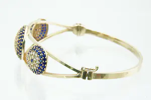 NV92- Aparte 14 karaats geel-gouden met diverse kleurstenen gezette open amband kopen? Bied vanaf 435!