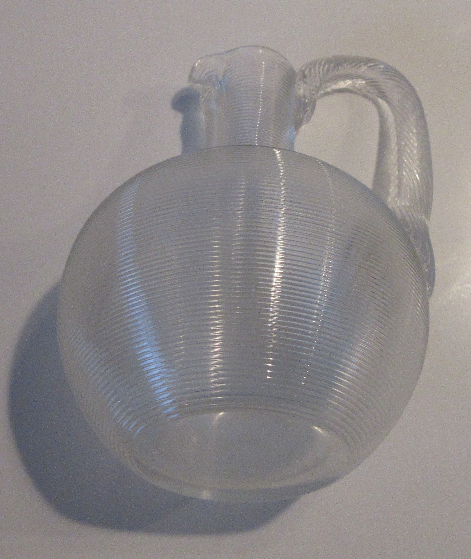 Niet of onleesbaar gesigneerd - Antiek eind 19e eeuwse Fries Draadglazen kruikje kopen? Bied vanaf 1!