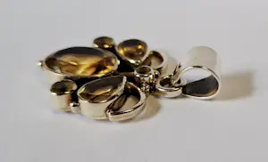 Nieuwe zilveren hanger met facet geslepen citrien: gele edelsteen, kopen? Bied vanaf 70!