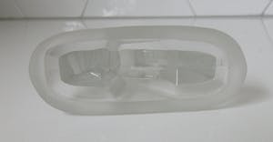 Niet of onleesbaar gesigneerd - Art deco modernistsch mat persglazen figuur van een Scottie kopen? Bied vanaf 10!