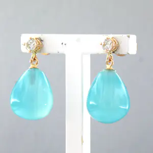 18k gouden oorhangers met chalcedoon en briljant geslepen diamant tot. 0.22ct kopen? Bied vanaf 460!