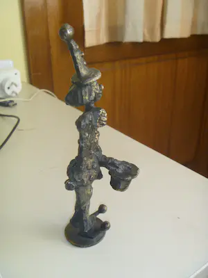 Corry Ammerlaan - Bronzen beeldje 17cm, Clown met hoed kopen? Bied vanaf 1!