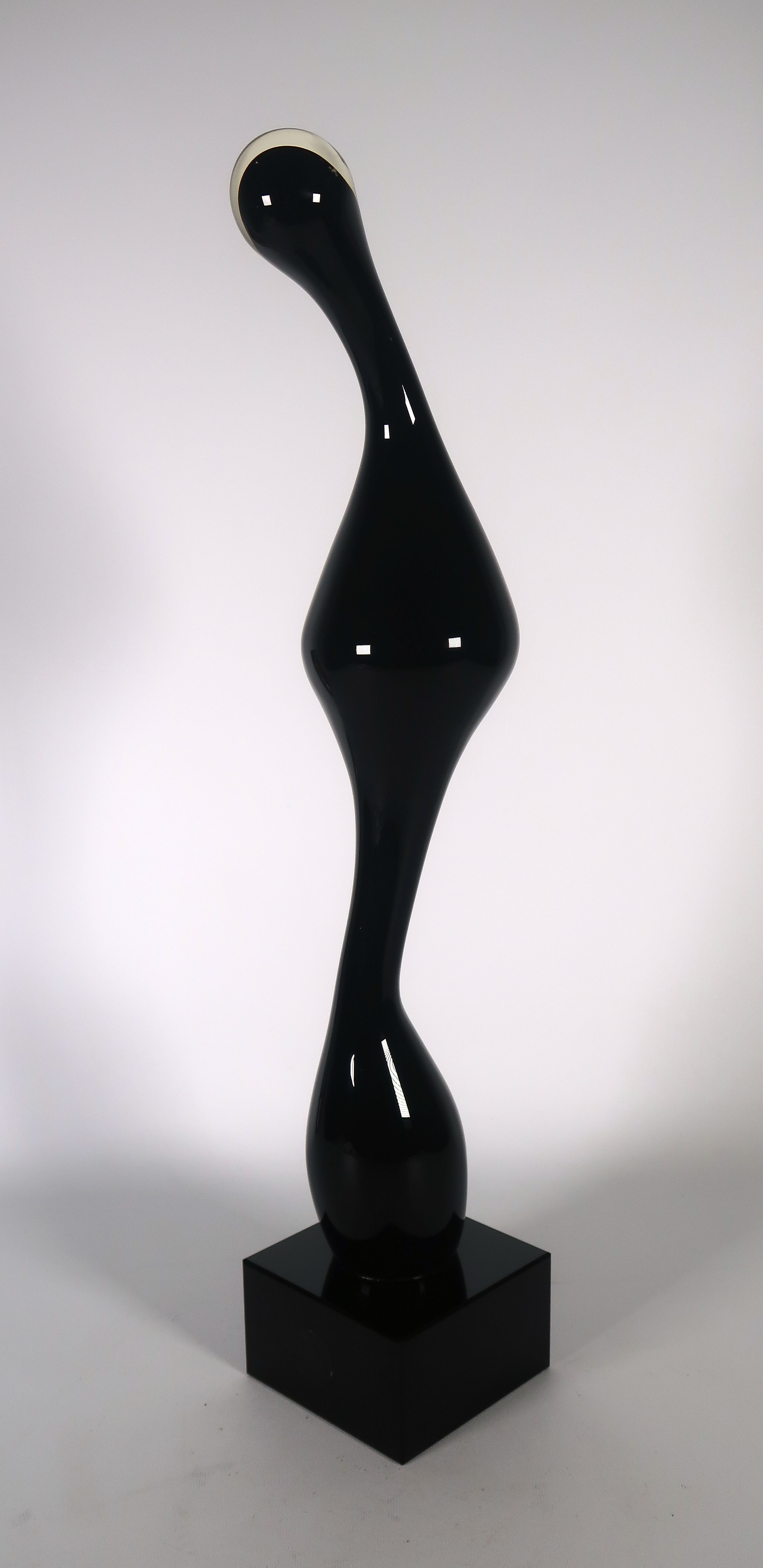 Viz Glass - Glas, Drie zwarte vrouwfiguren kopen? Bied vanaf 100!