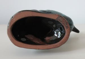 Niet of onleesbaar gesigneerd - Blue Mountain Pottery - Beeldje van een eend en een olifant kopen? Bied vanaf 1!