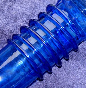 Glasblazerij Leerdam - Gedraaide blauwe glazen vaas. kopen? Bied vanaf 35!