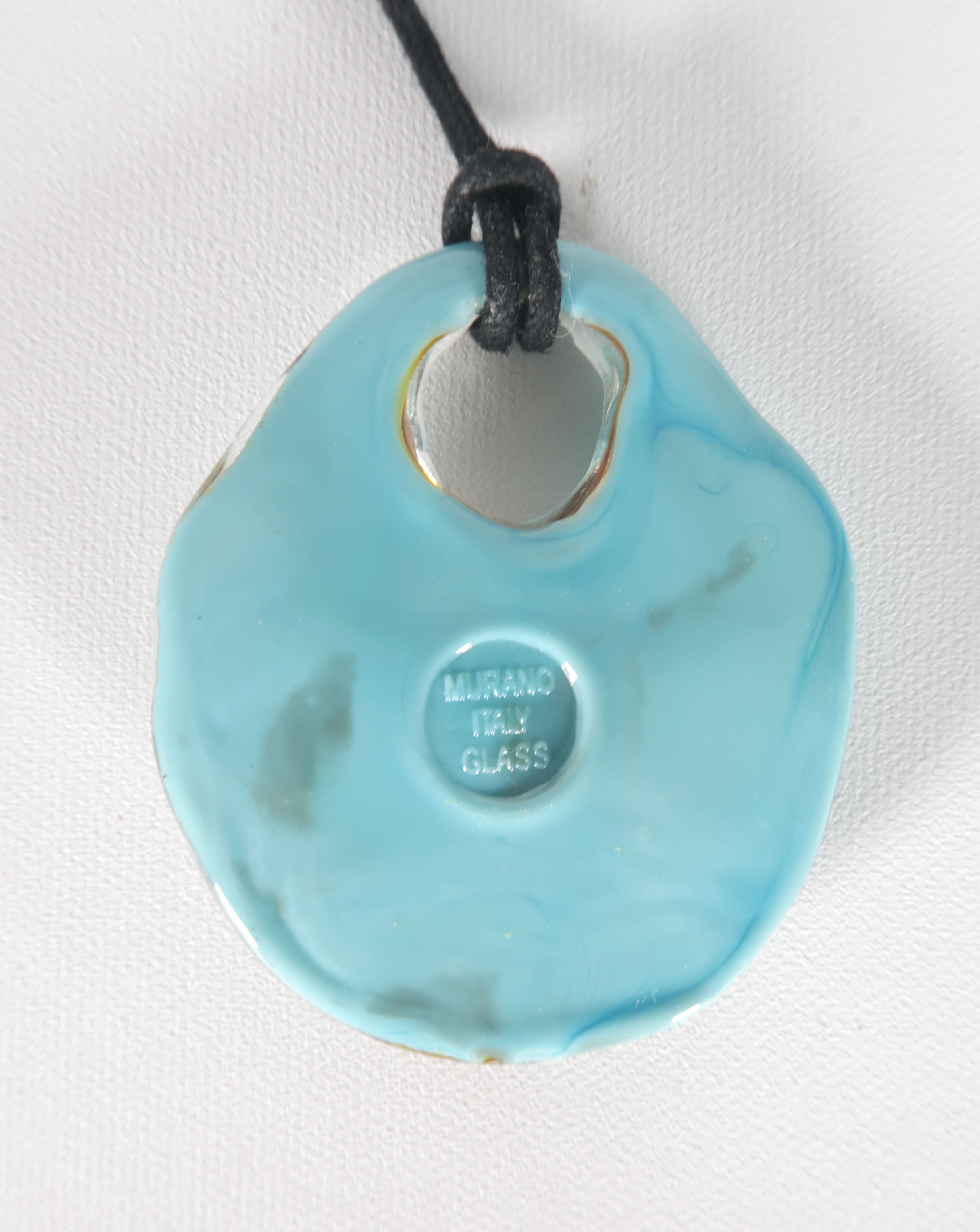 Niet of onleesbaar gesigneerd - Glas, Drie hangers, Murano kopen? Bied vanaf 1!