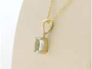 14k gouden collier met hanger bezet met blauwe topaas tot. 0,90ct - 45 cm lang kopen? Bied vanaf 220!