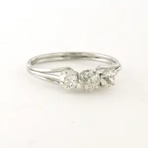 14k witgouden ring bezet met bolsjewiek geslepen diamanten - rm 17 kopen? Bied vanaf 600!