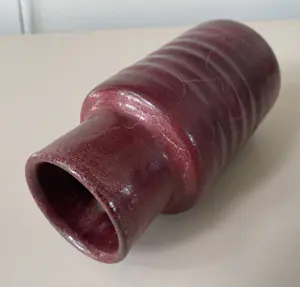 Mobach Keramiek - Ossenbloed rood craquele vaasje kopen? Bied vanaf 20!