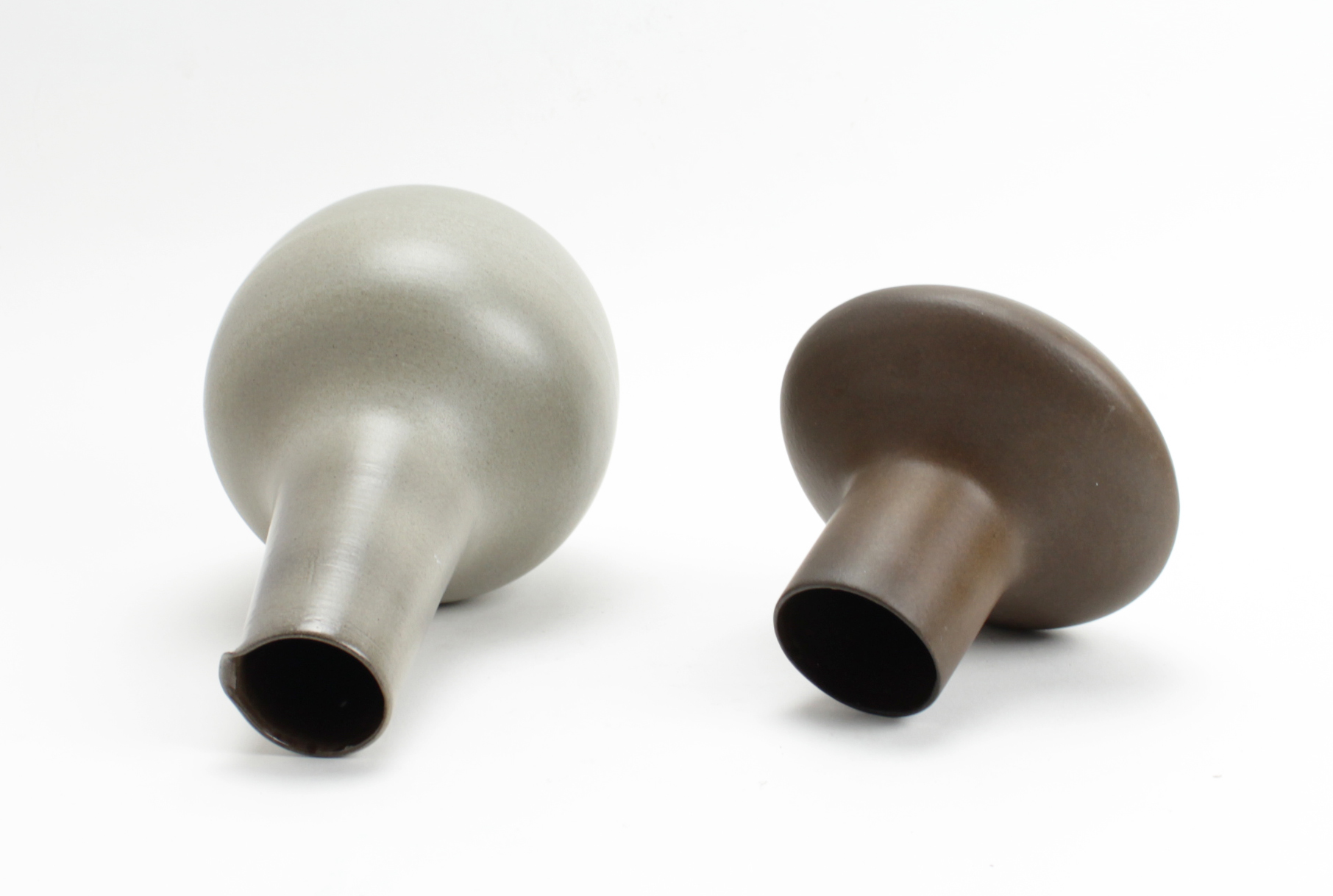 Cor Unum - aardewerk vaas en wijnkan kopen? Bied vanaf 10!