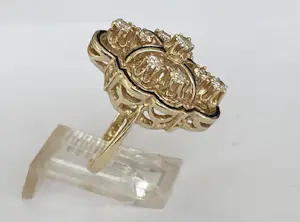 Vintage cocktailring van 14 karaat geelgoud met diamanten kopen? Bied vanaf 750!