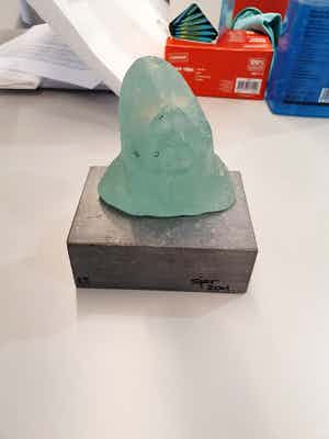 Sjer Jacobs - glazen beeldje verkocht voor € 100!