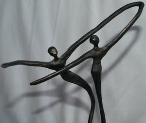 Corry Ammerlaan - Beeld op sokkel , 2 Dansers kopen? Bied vanaf 1!