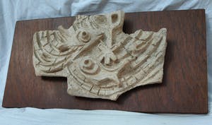 Klaas Pijlman - Chamotte / Aardewerk op paneel , Vissen & Pax Christi - ca. 1970 kopen? Bied vanaf 25!