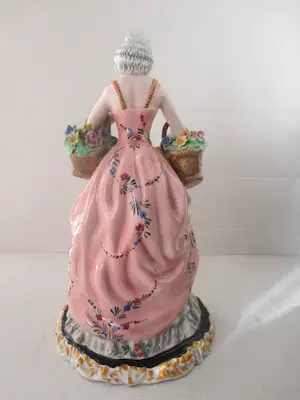Real Fabbrica Capodimonte - Handgeschilderde figuurtje 30 cm! kopen? Bied vanaf 50!