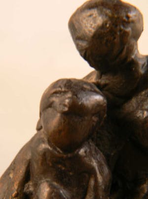 Brons (Onbekend) - Moeder met kind kopen? Bied vanaf 50!