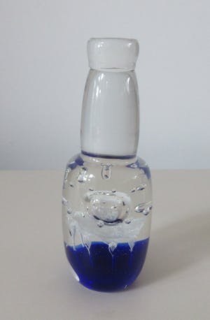 Niet of onleesbaar gesigneerd - Kegelvormige glazen presse papier kopen? Bied vanaf 1!