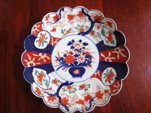 Niet of onleesbaar gesigneerd - Antieke Imari schotels verkocht voor € 1!