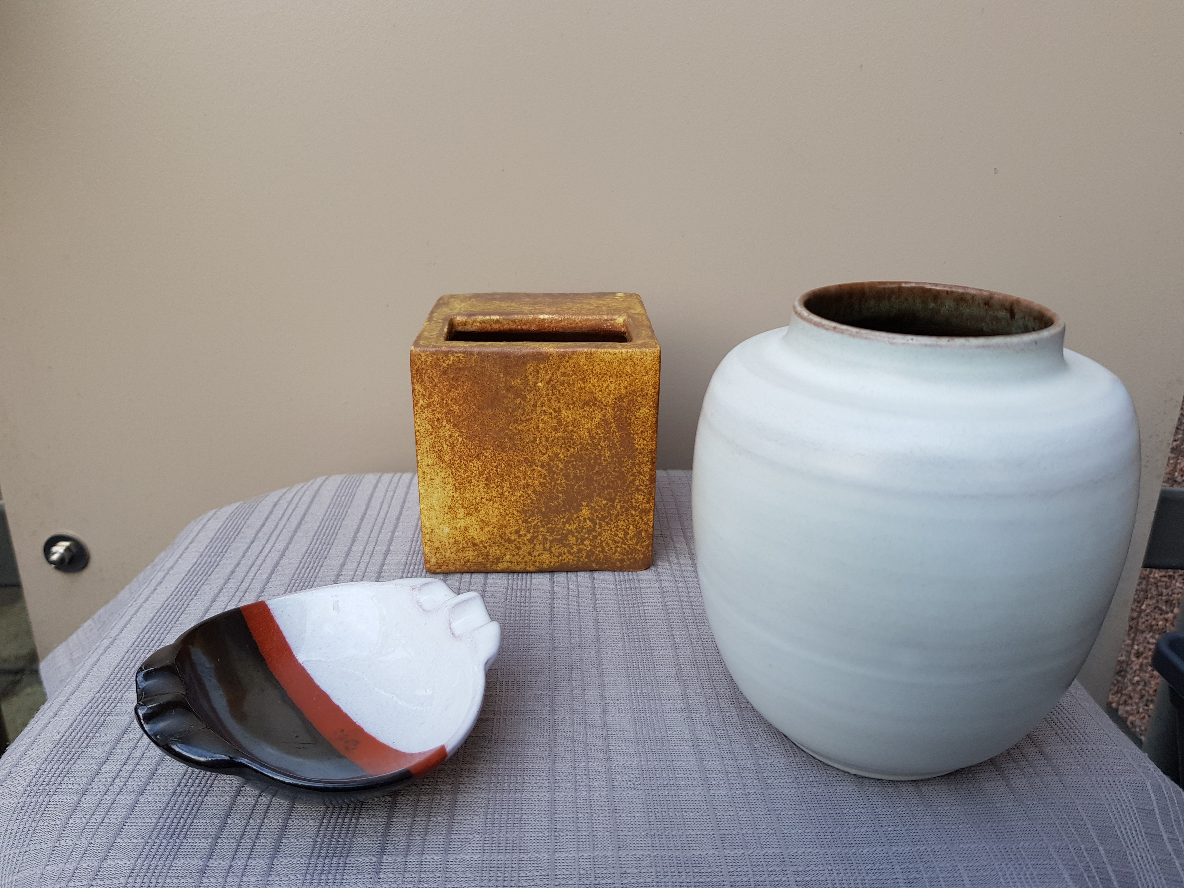 Mobach Keramiek - 3 Stuks Aardewerk - Gesigneerd kopen? Bied vanaf 1!