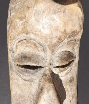 Congo - NGeende houten gezichtsmasker kopen? Bied vanaf 1!