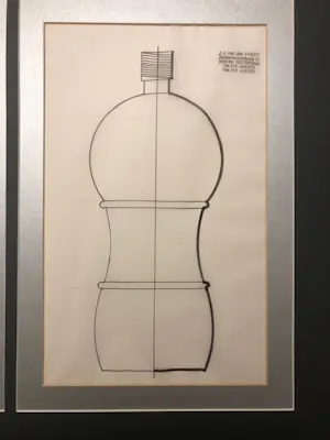 Jan van der Vaart - Ontwerptekening voor twee flessen met schroefdop kopen? Bied vanaf 60!