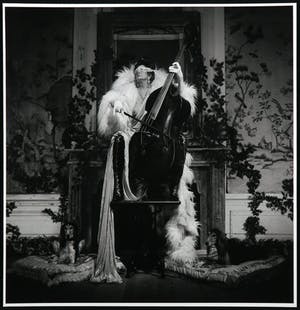 Erwin Olaf - C-Print, The Blinded double-Bass Player (Diane) kopen? Bied vanaf 600!