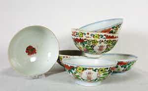 Lot van zeven Chinees porseleinen kommetjes van rond 1900 verkocht voor € 1!