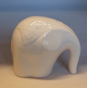 Lladro - Gestileerd plastiekje van een olifant kopen? Bied vanaf 1!
