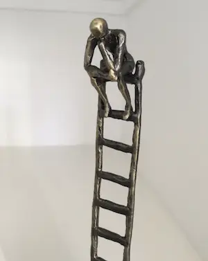 Corry Ammerlaan - Sculptuur “ De denkende mens “ kopen? Bied vanaf 1!