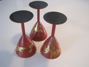 Niet of onleesbaar gesigneerd - Japans Makie lakwerk zes houten bekertjes kopen? Bied vanaf 10!