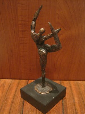 Brons (Onbekend) - Danseres kopen? Bied vanaf 35!