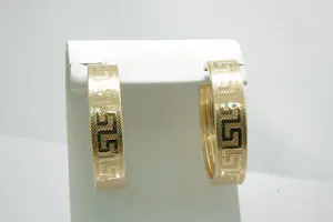 28 - Elegant paar 18 Krt  geel-gouden oorringen - meander motief kopen? Bied vanaf 240!