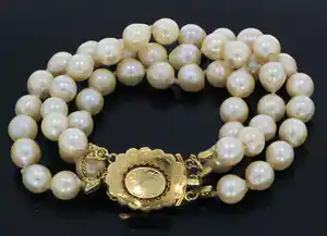 3-strengs Vintage parel armband aan fraai 14k gouden slot verkocht voor € 275!