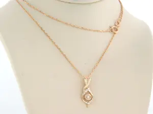 14k rood gouden collier met hanger bezet met briljant geslepen diamant - 45 cm kopen? Bied vanaf 160!