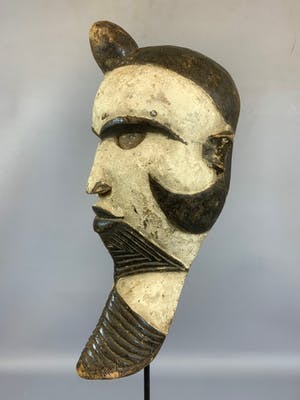 Pende - African mask from the Pende - Congo kopen? Bied vanaf 35!