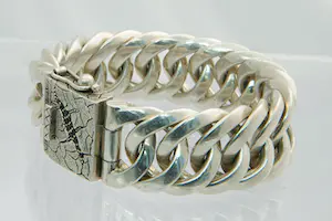 21 - MASSIEF (100+gr) 1e Gehalte Zilveren  Buddha to Buddha armband kopen? Bied vanaf 180!