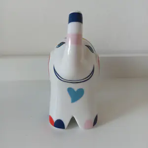 Corry Ammerlaan - Keramiek beeldje Happines kopen? Bied vanaf 1!