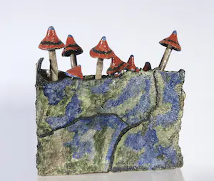 Miny Kruip-Pothof - Keramiek, Landschap met paddenstoelen kopen? Bied vanaf 50!