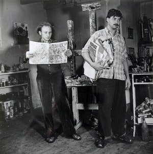 Karel Appel - Henny Riemens foto Karel Appel en Theo Wolvecamp COBRA 1949-51 kopen? Bied vanaf 45!