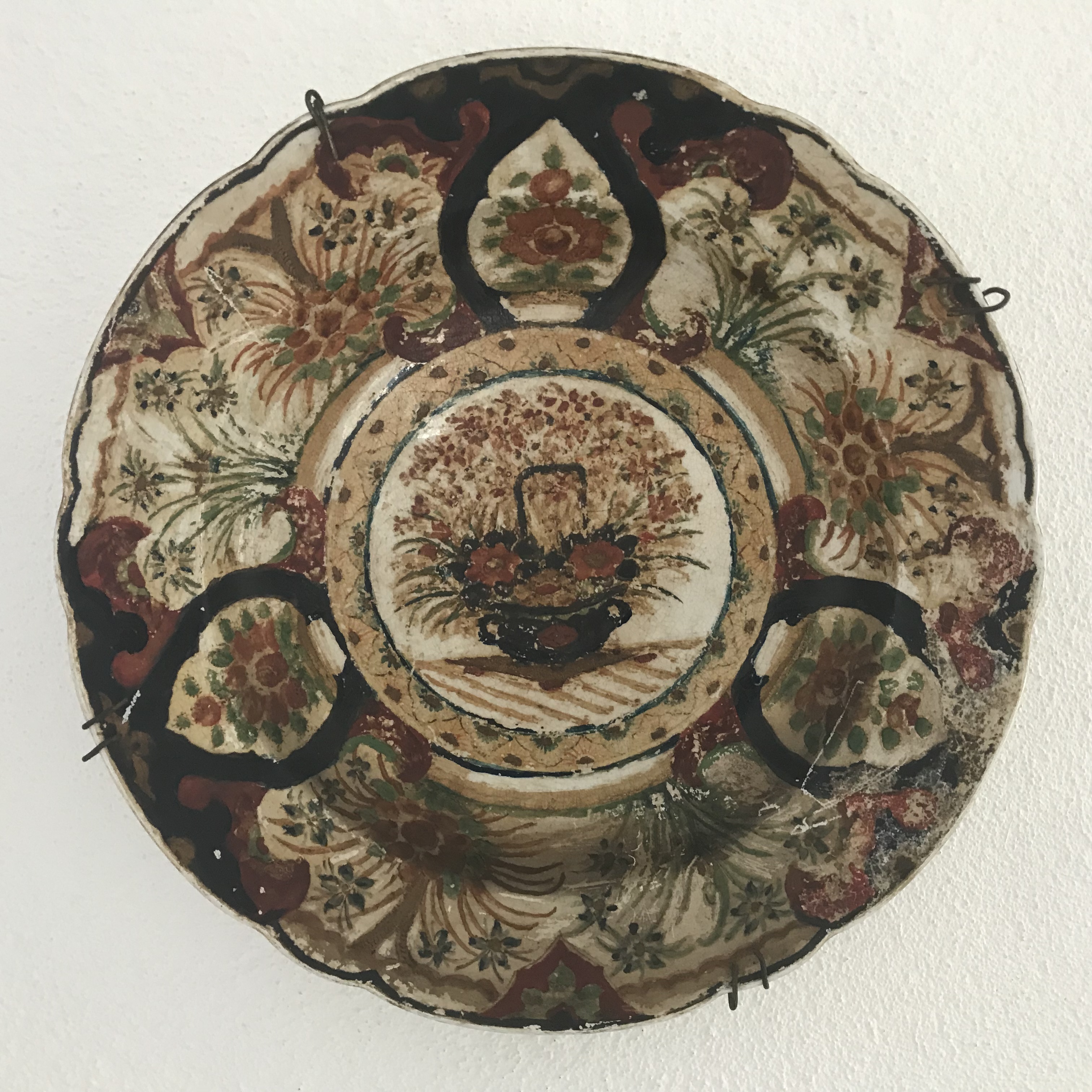 Firma Regout & Co - Antiek Handgeschilderd Bord / Schotel kopen? Bied vanaf 40!